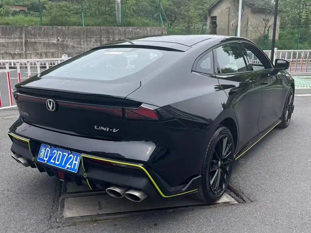 CHANGAN UNI-V 2024