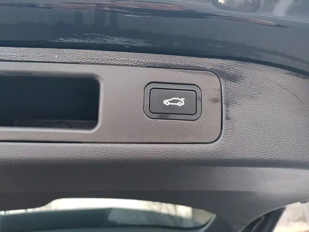GEELY AUTO HAOYUE 2022