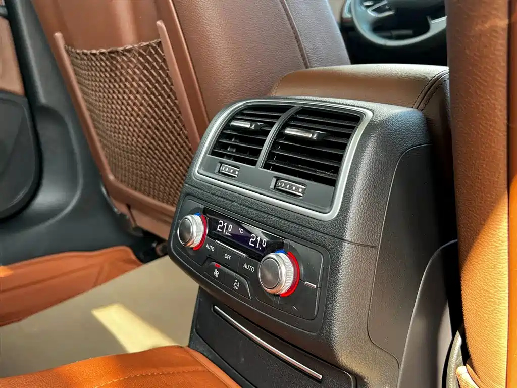 AUDI A6L 2019