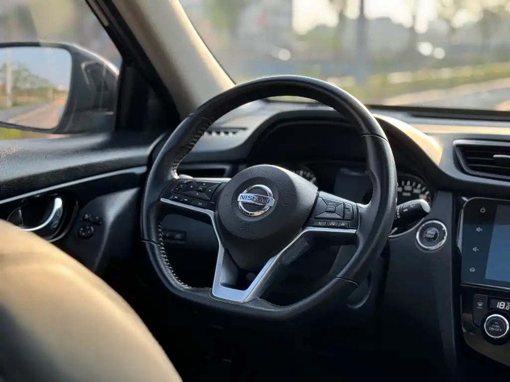 NISSAN X-TRAIL 2019