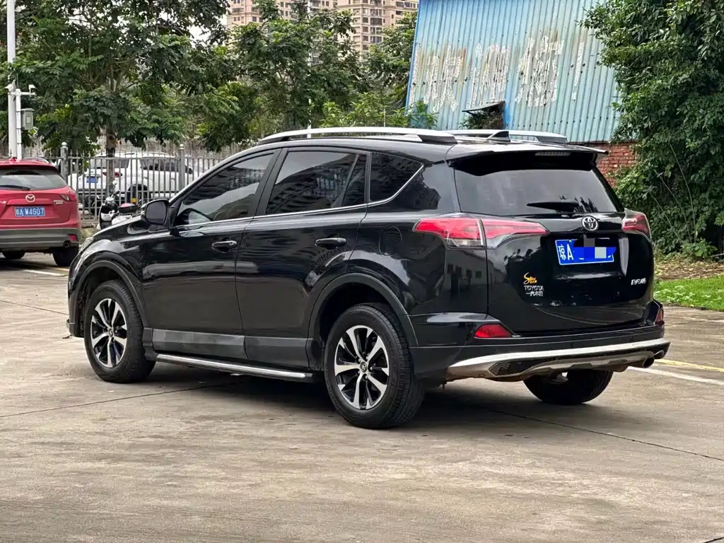 TOYOTA RAV4 RONGFANG 2017