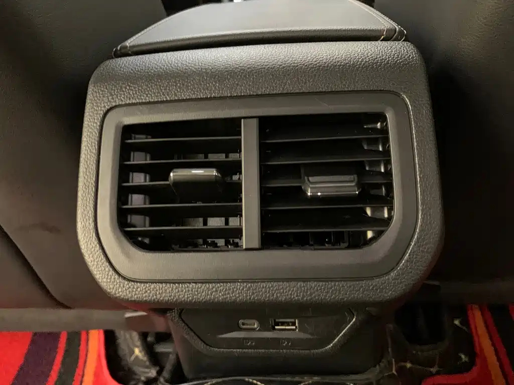 VOLKSWAGEN LAVIDA 2020