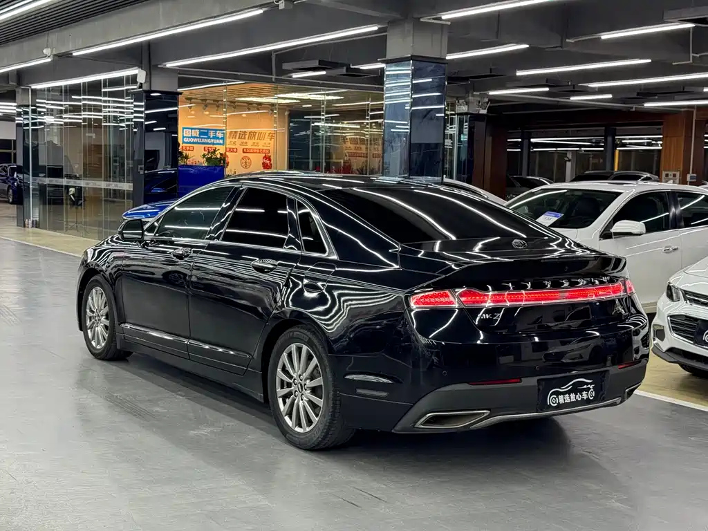 LINCOLN MKZ 2020