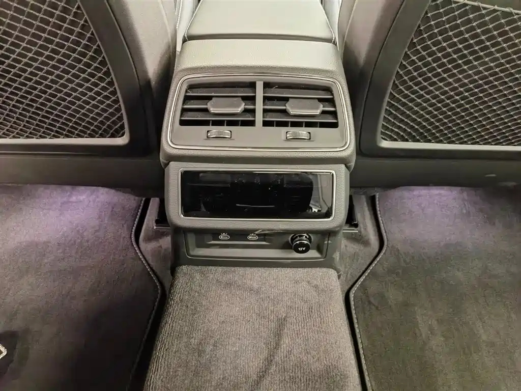 AUDI A6L 2024