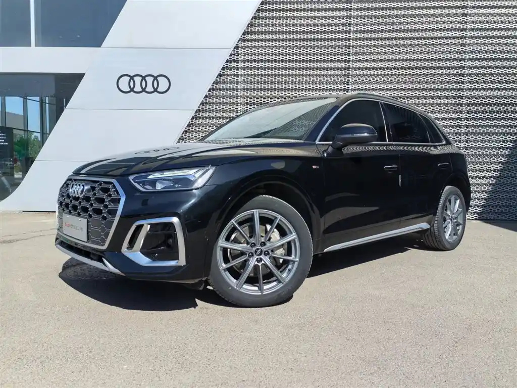 AUDI Q5L 2023
