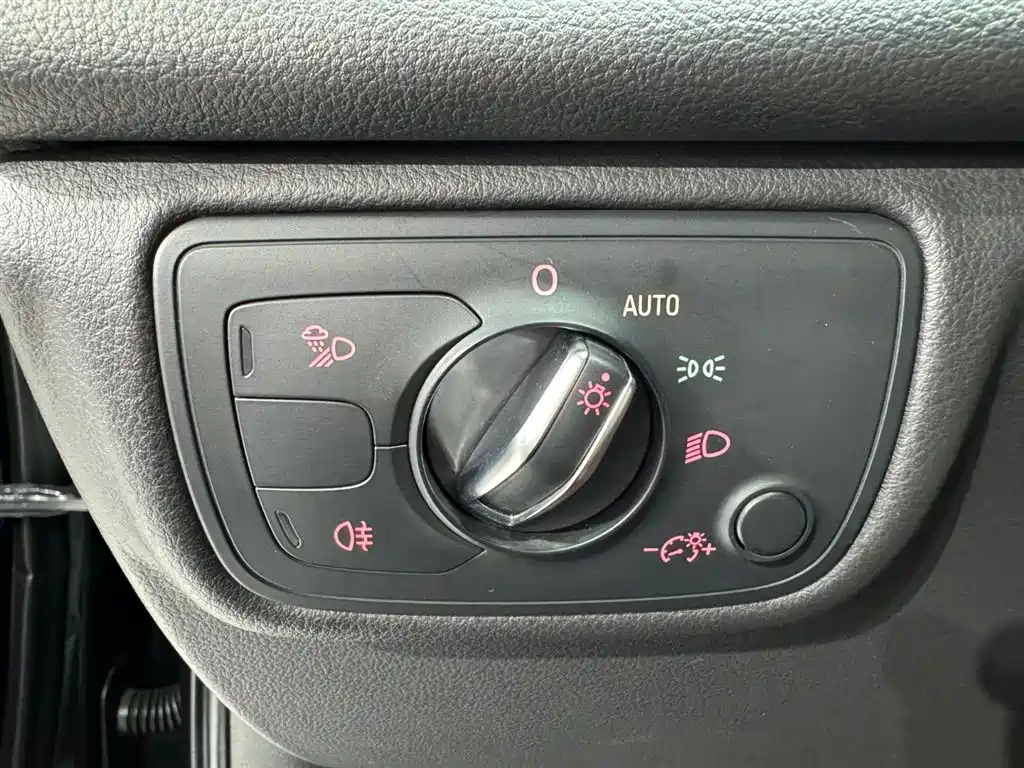 AUDI A6L 2019