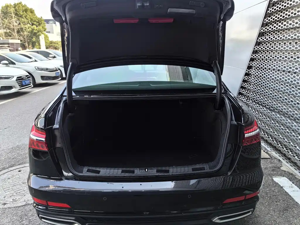 AUDI A6L 2021