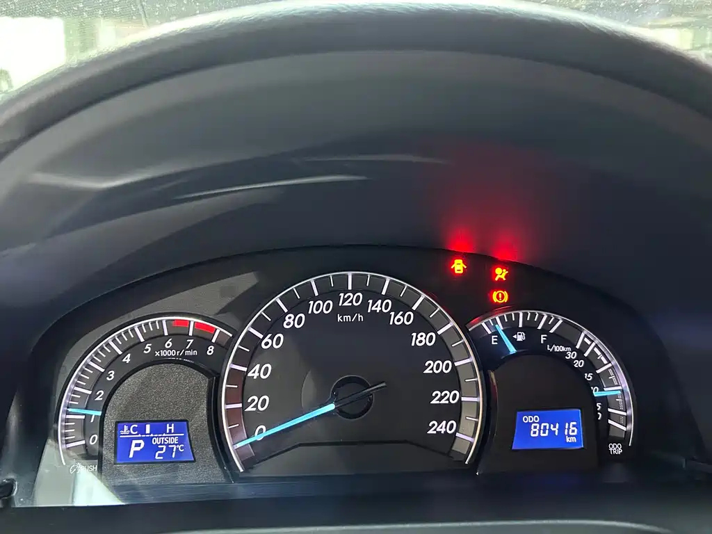 TOYOTA CAMRY 2014