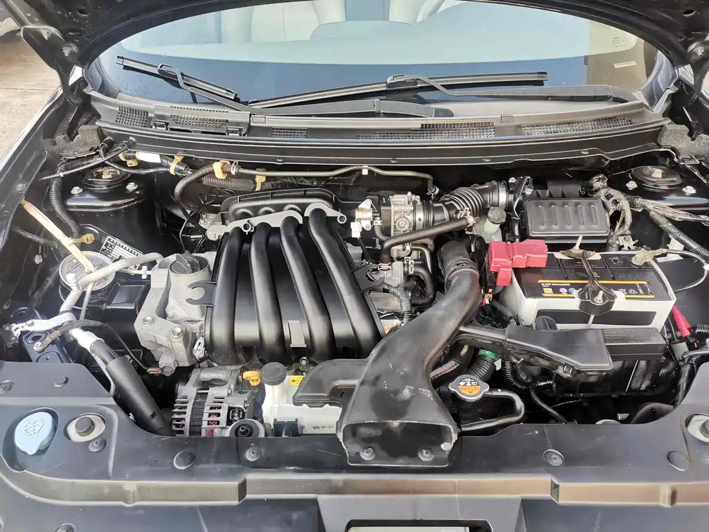 NISSAN SYLPHY 2015