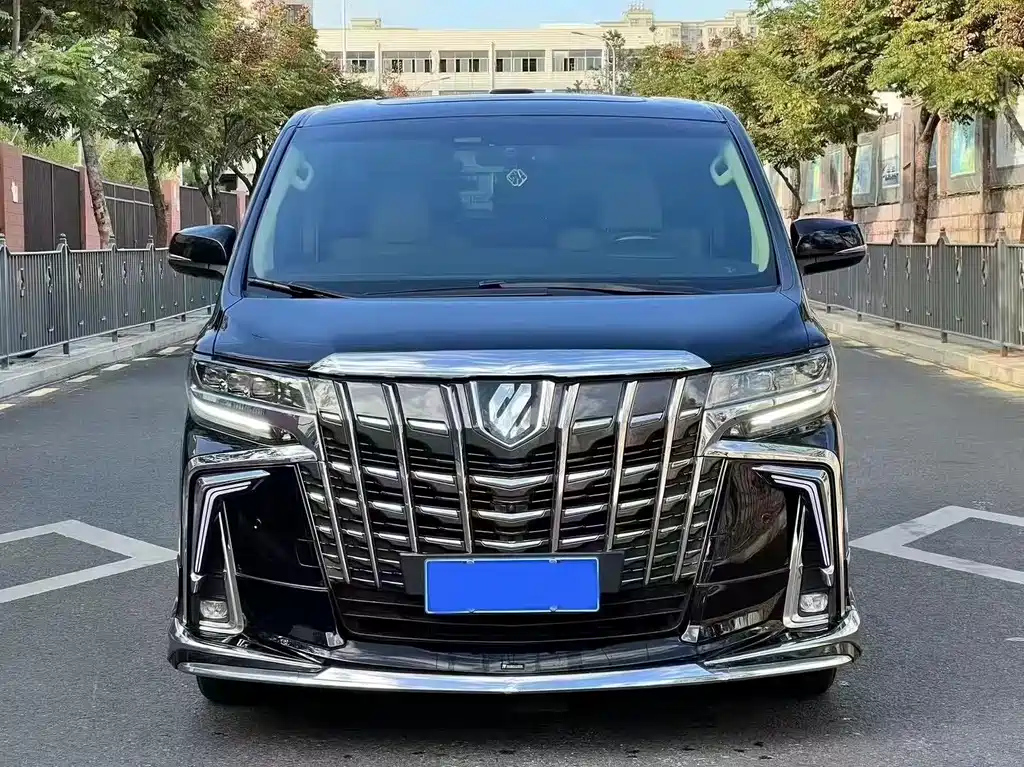 TOYOTA ALPHARD 2018