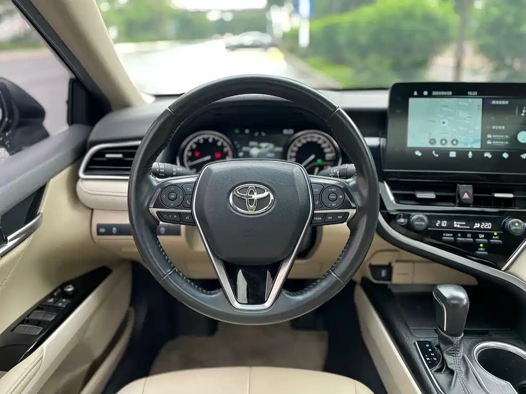 TOYOTA CAMRY 2021