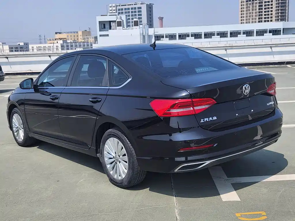 VOLKSWAGEN LAVIDA 2019