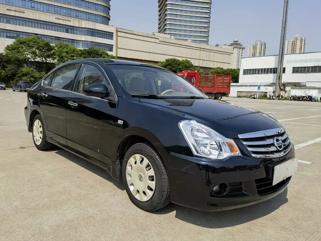 NISSAN SYLPHY 2014