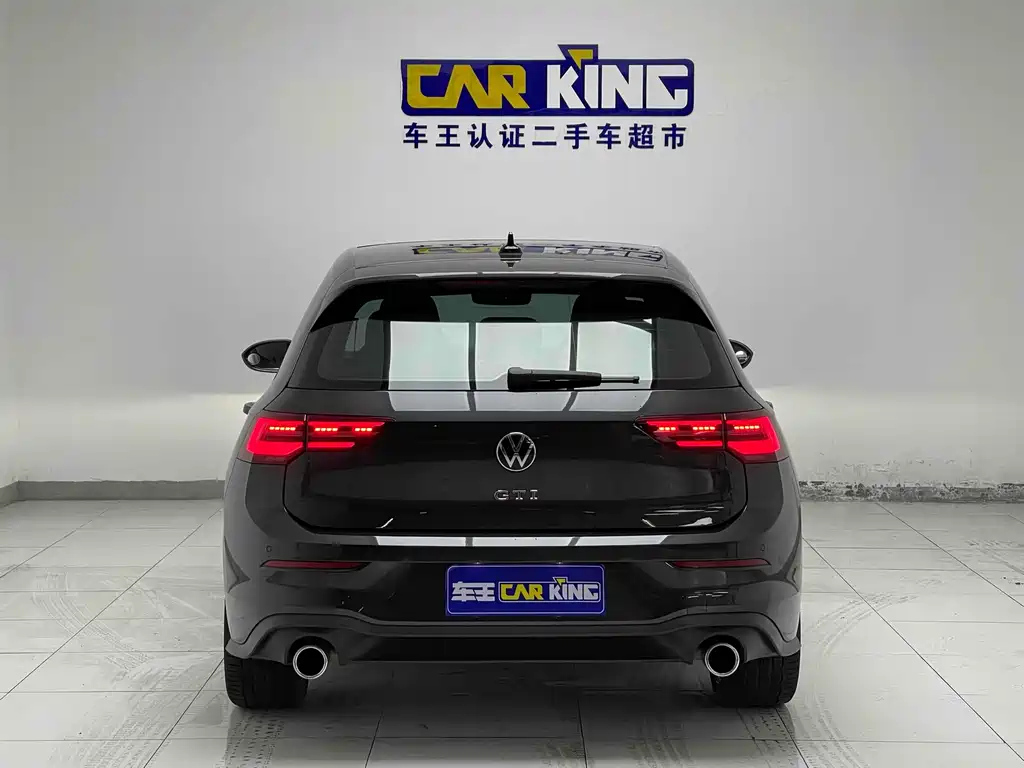 VOLKSWAGEN GOLF 2022