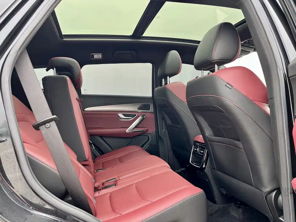 JETOUR X70 PLUS 2020