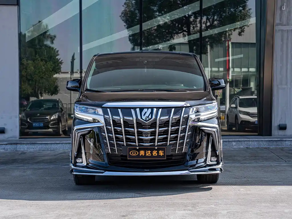 TOYOTA ALPHARD 2018