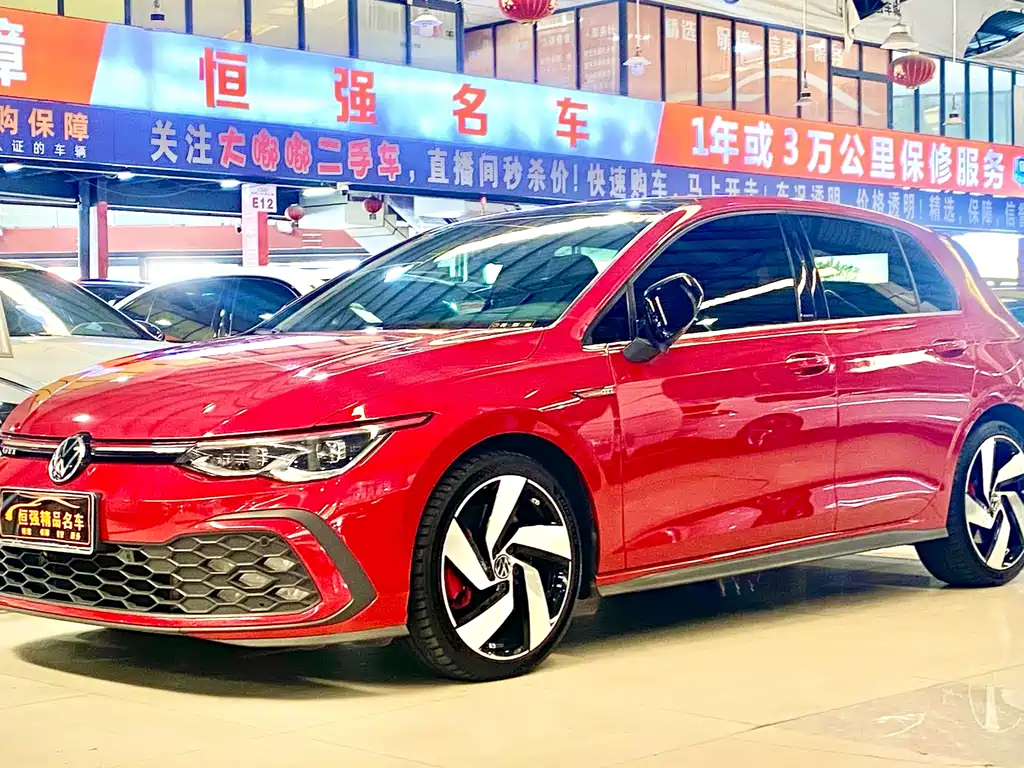 VOLKSWAGEN GOLF GTI 2021