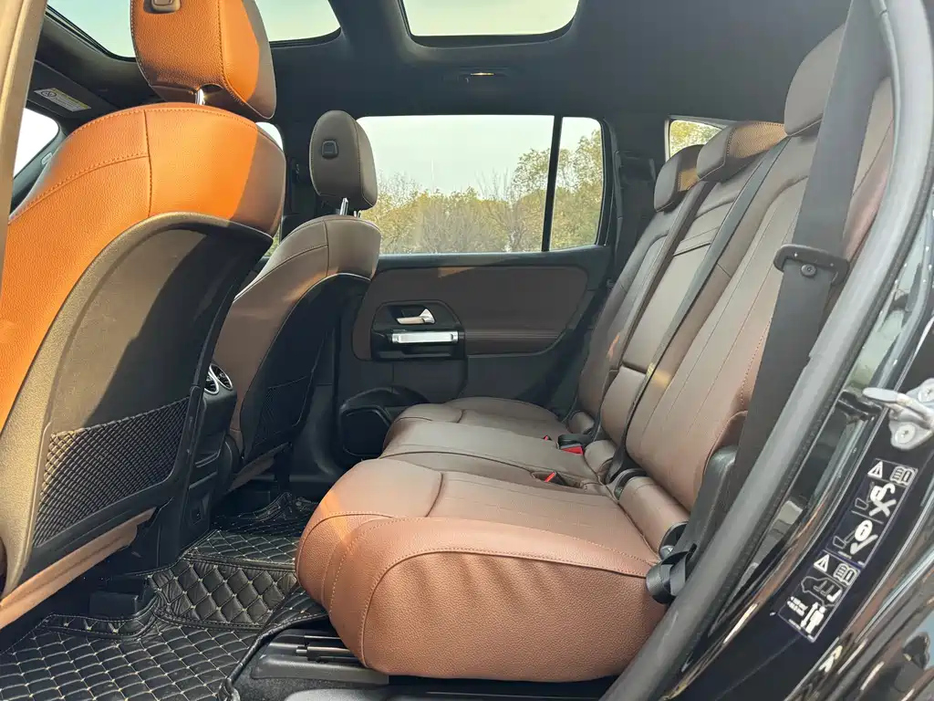 MERCEDES BENZ GLB 2022
