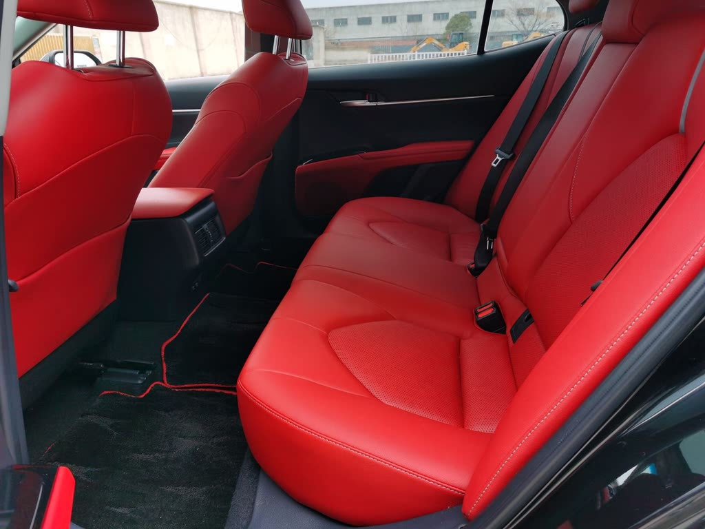 TOYOTA CAMRY 2020