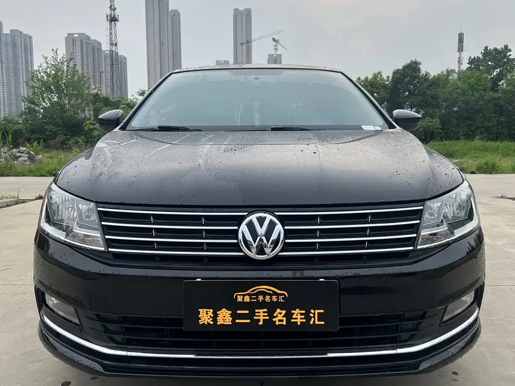 VOLKSWAGEN LAVIDA 2016