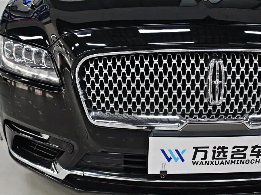 LINCOLN CONTINENTAL 2017