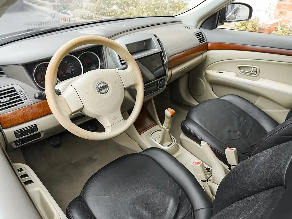 NISSAN SYLPHY 2009