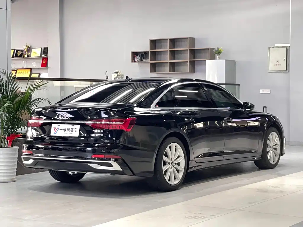 AUDI A6L 2022