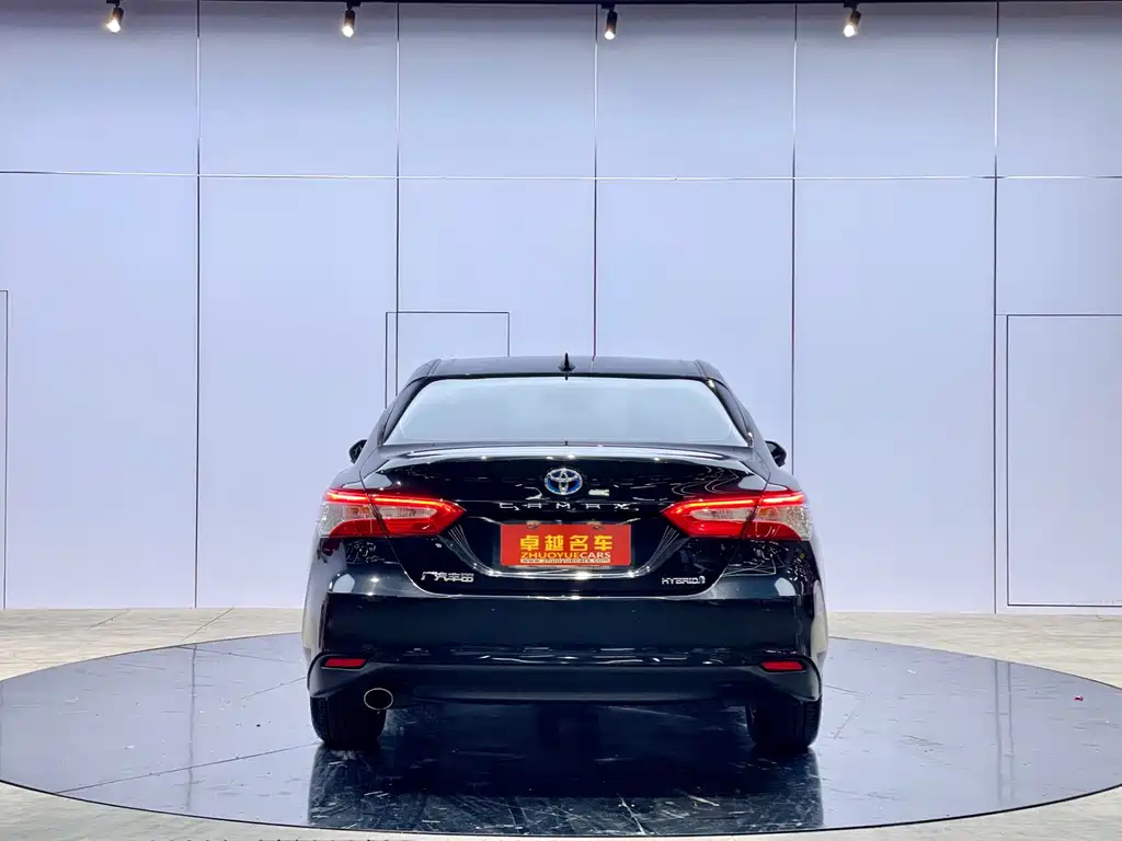 TOYOTA CAMRY 2021