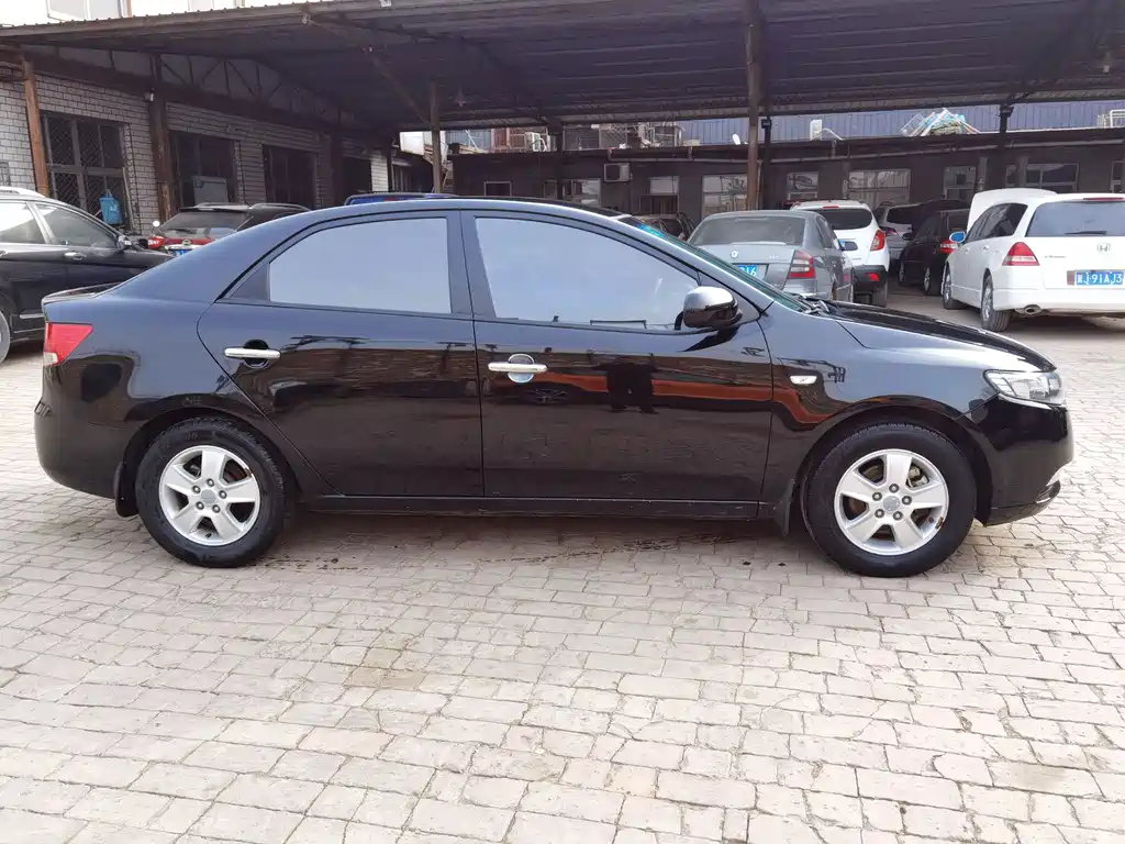 KIA FORTE 2012