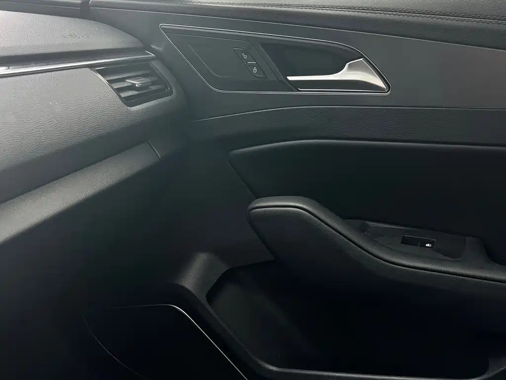 HONGQI H5 2020