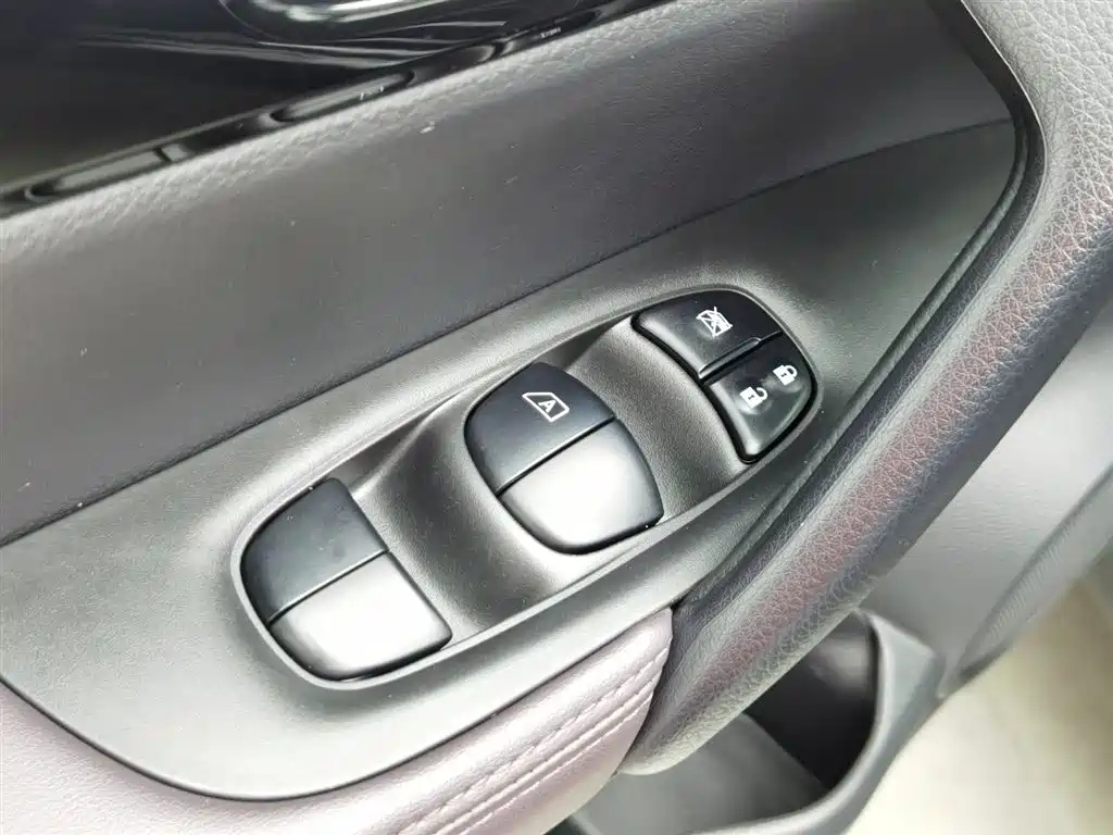 NISSAN QASHQAI 2021