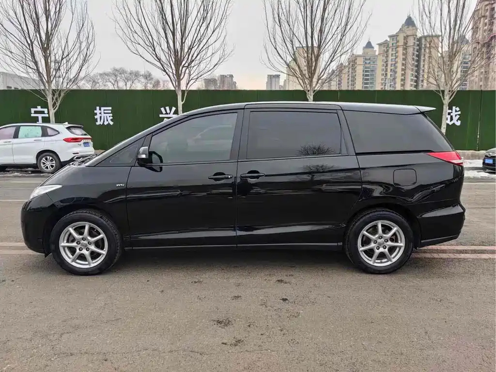 TOYOTA PREVIA 2008