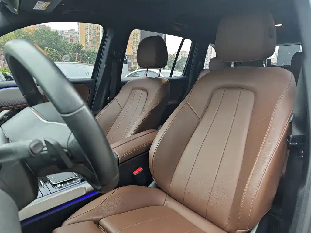 MERCEDES BENZ GLB 2022