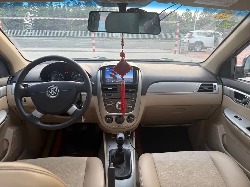 BUICK EXCELLE 2013