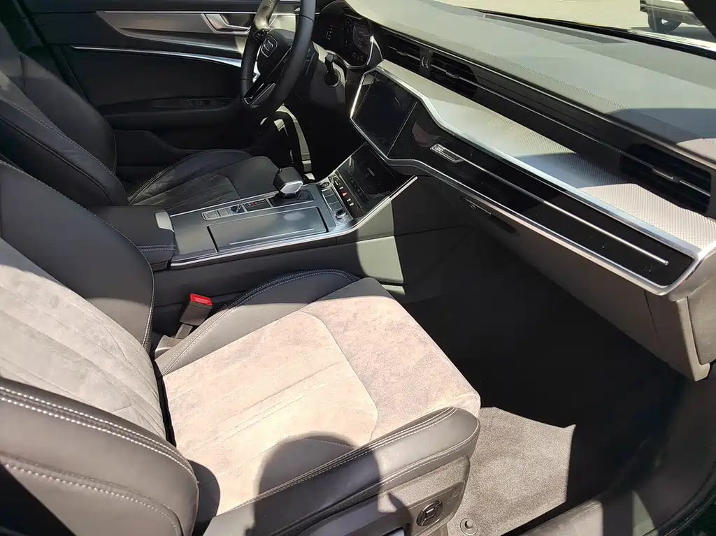 AUDI A6L 2023