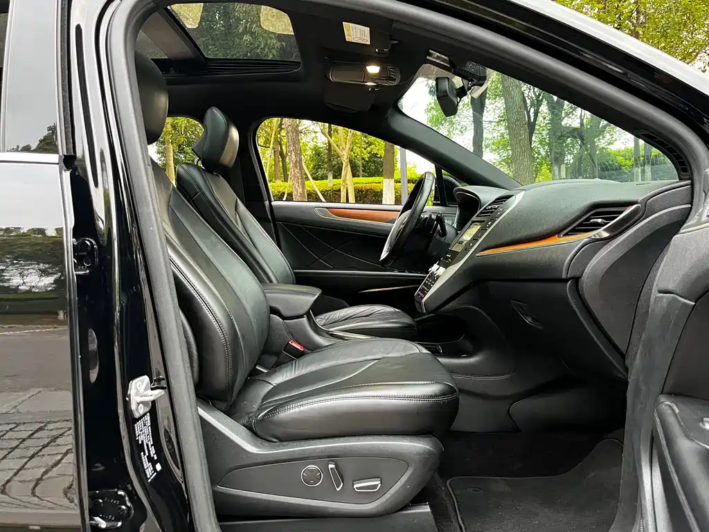 LINCOLN MKC 2019