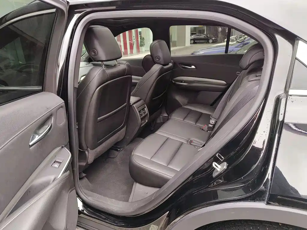 CADILLAC XT4 2020