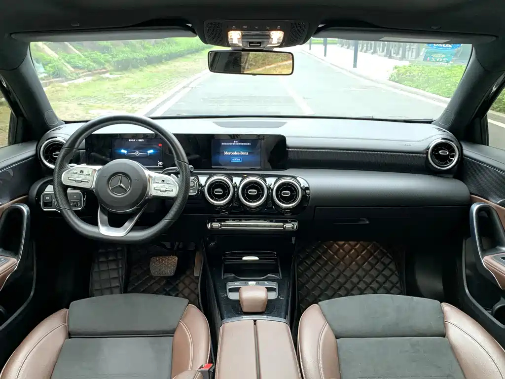 MERCEDES BENZ A-CLASS 2019