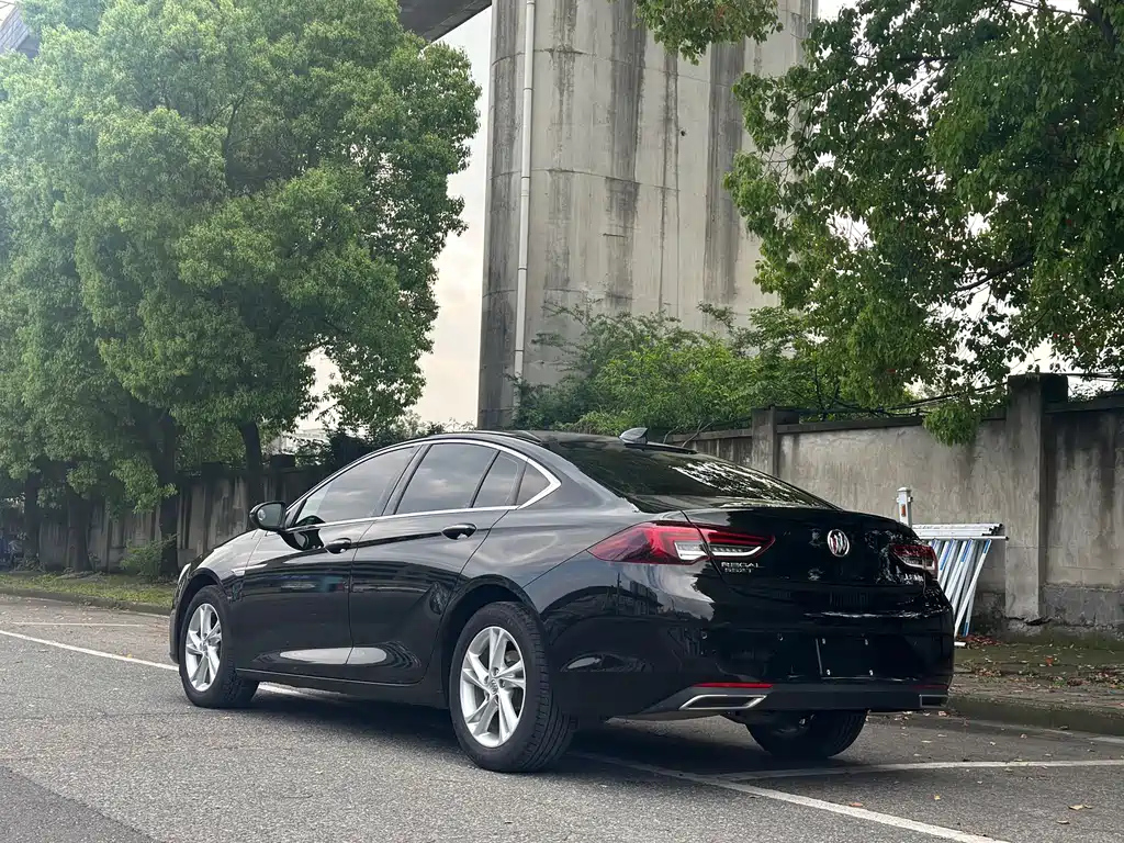 BUICK REGAL 2022