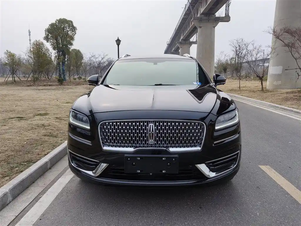 LINCOLN NAVIGATOR IMPORT 2019