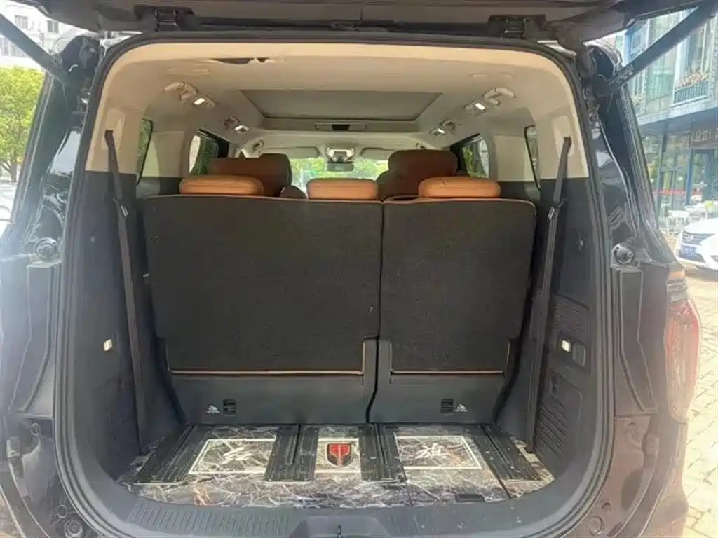 HONGQI HQ9 2023
