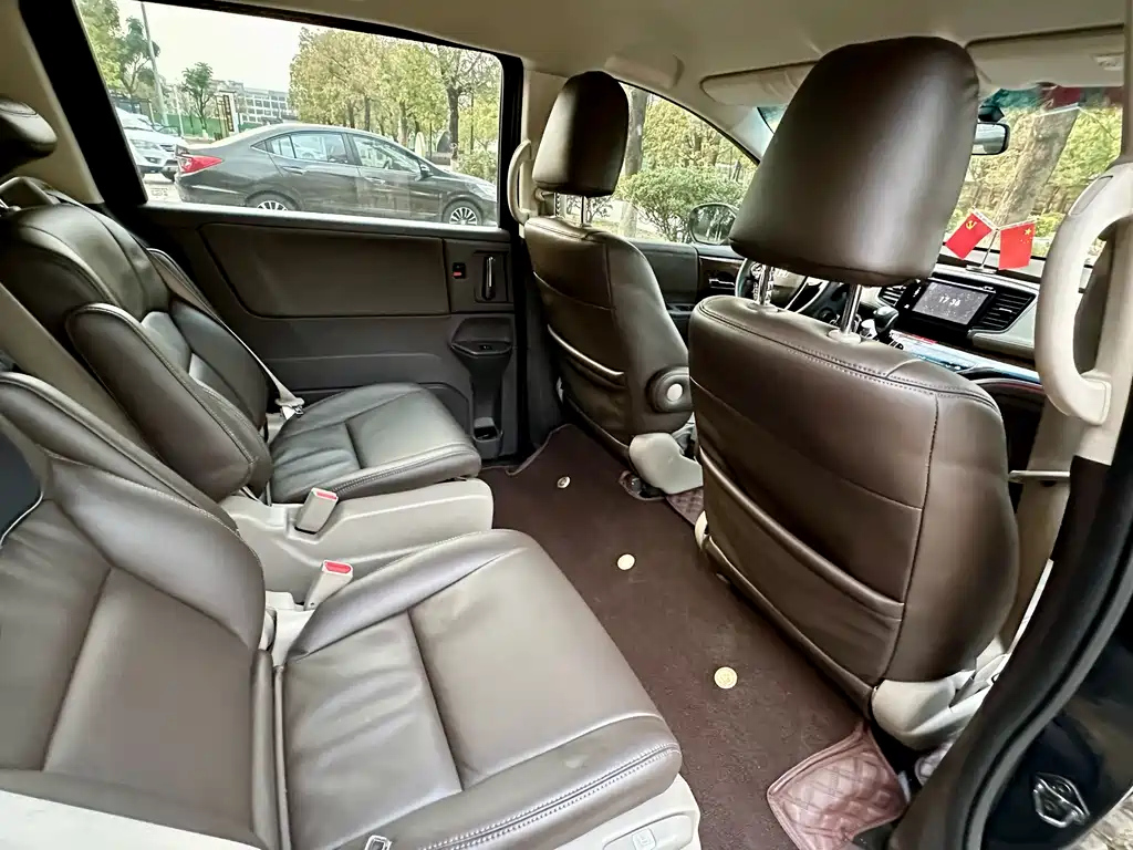 HONDA ODYSSEY 2015