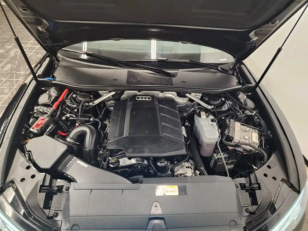AUDI A6L 2021