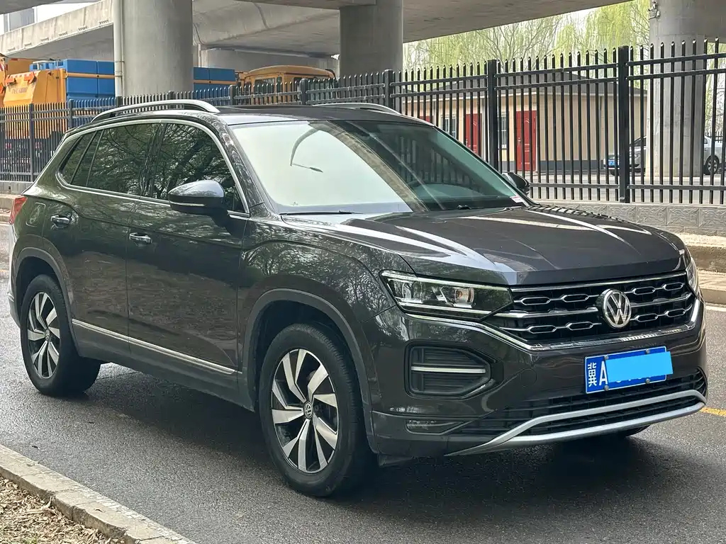 VOLKSWAGEN TAYRON 2019
