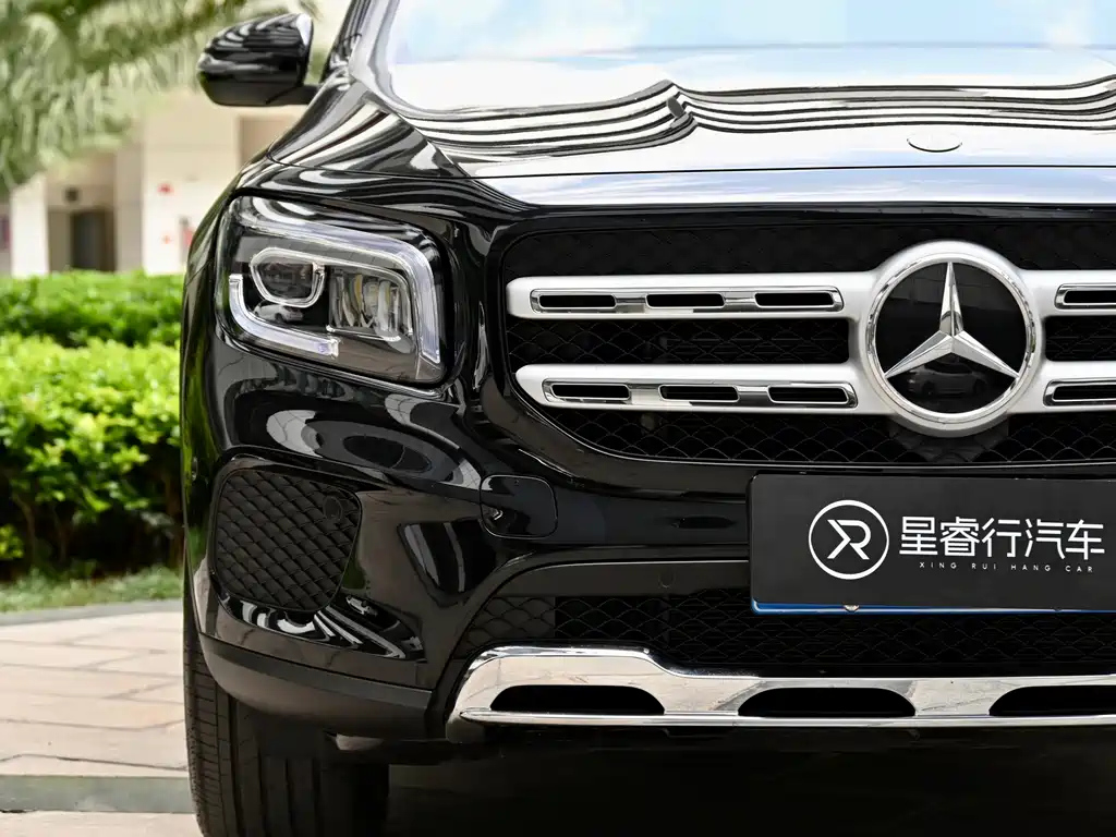 MERCEDES BENZ GLB 2023