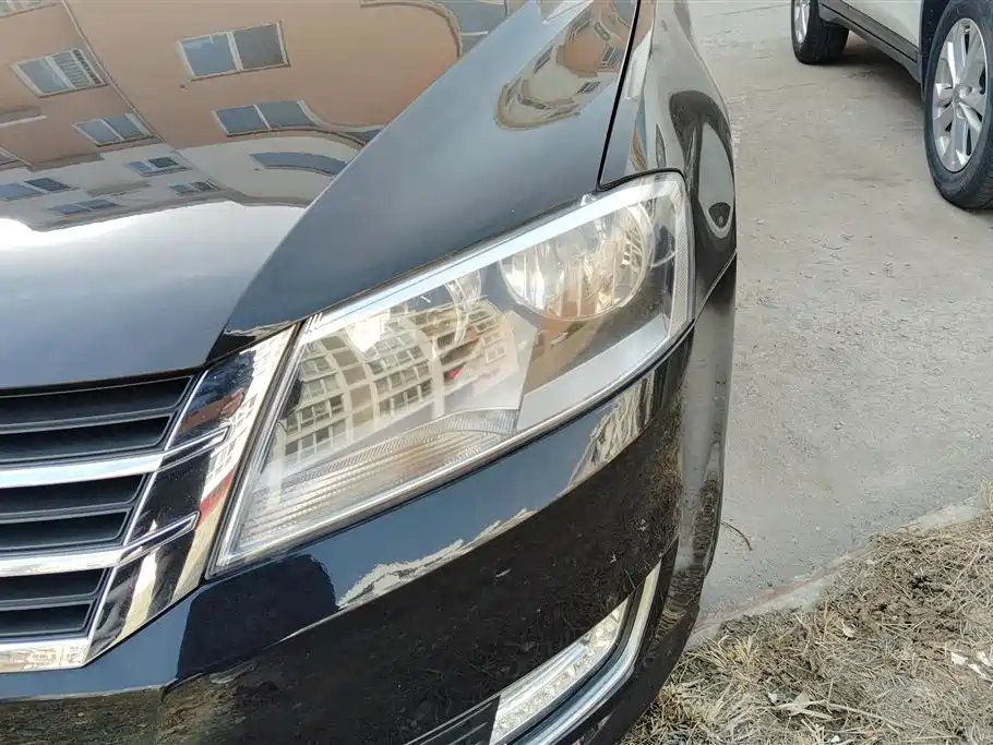 VOLKSWAGEN LAVIDA 2016
