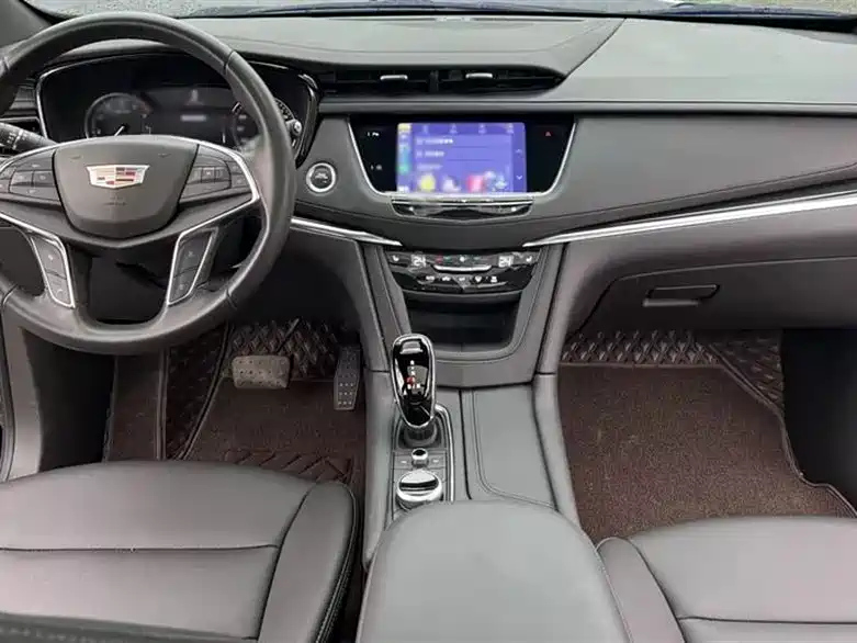 CADILLAC XT5 2022