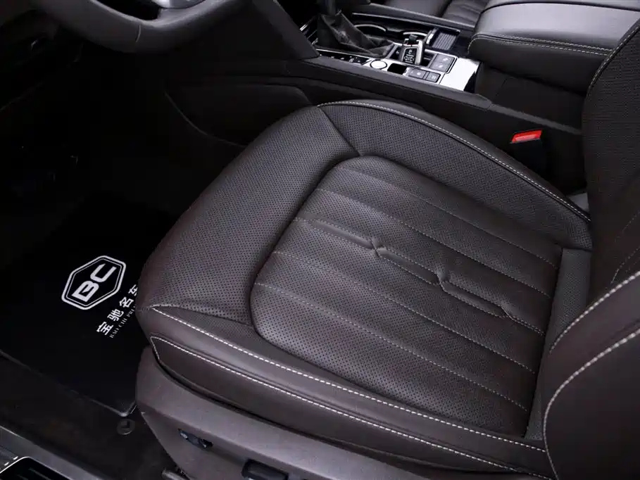 VOLKSWAGEN VILORAN 2022