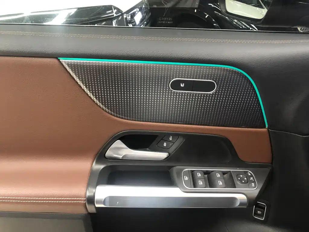MERCEDES BENZ GLB 2022