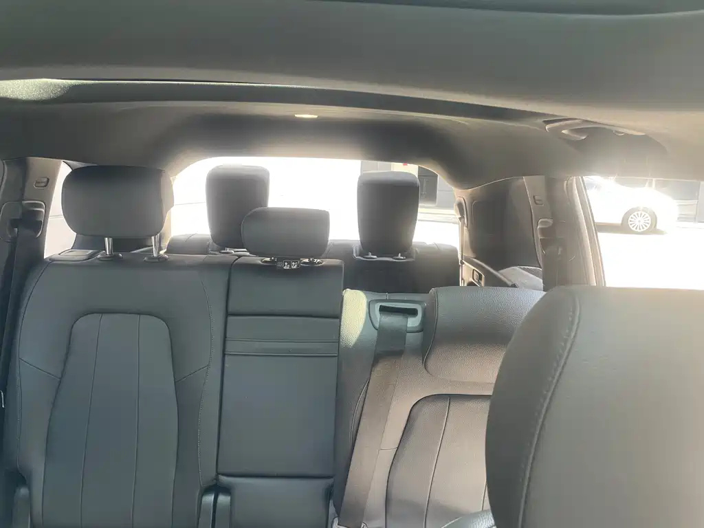 MERCEDES BENZ GLB 2022